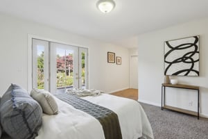 La Alameda Dr-034.jpg