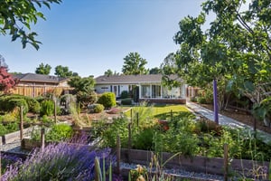 La Alameda Dr-052.jpg