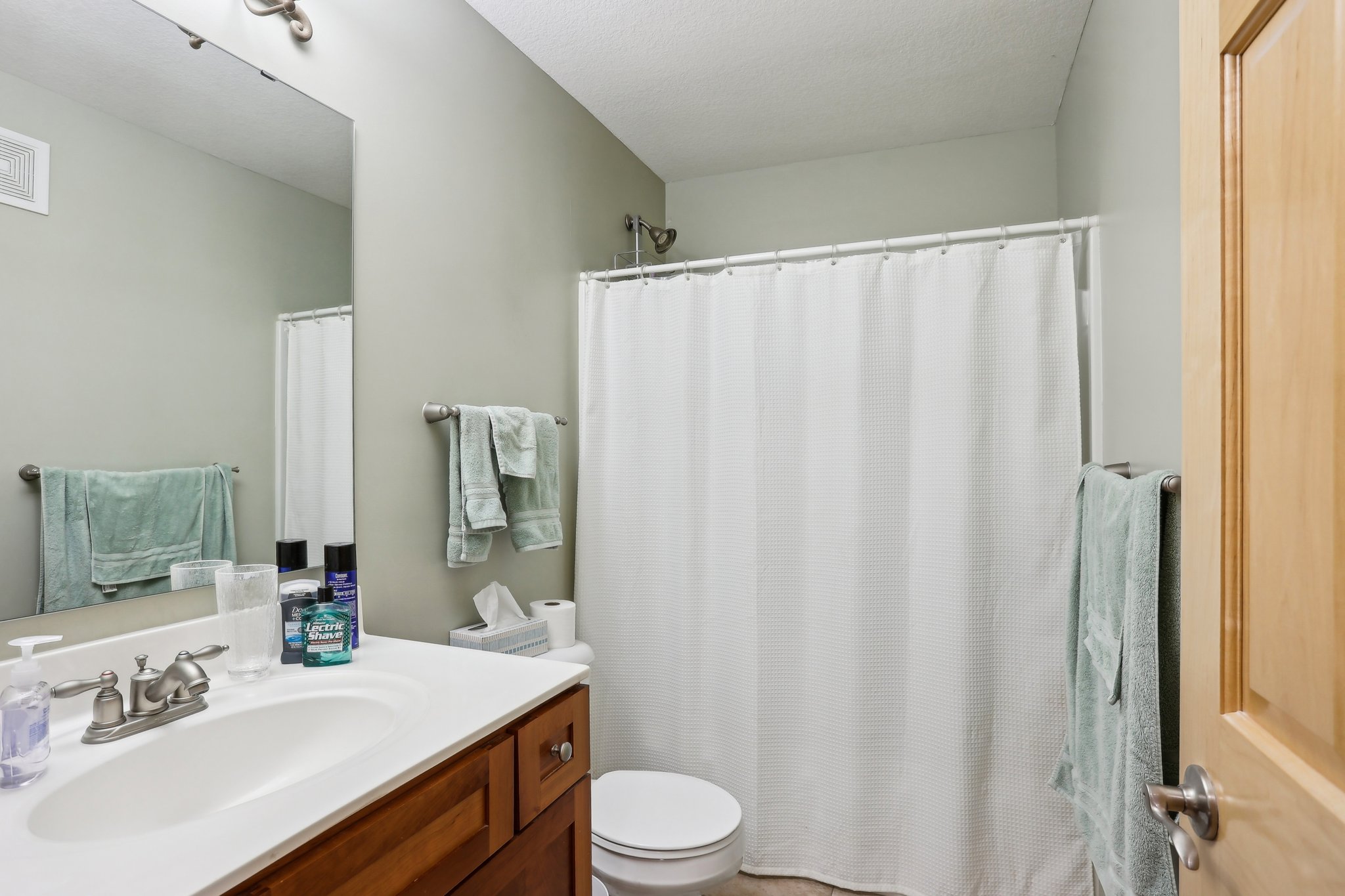 Lilac Dr-0905-023.jpg