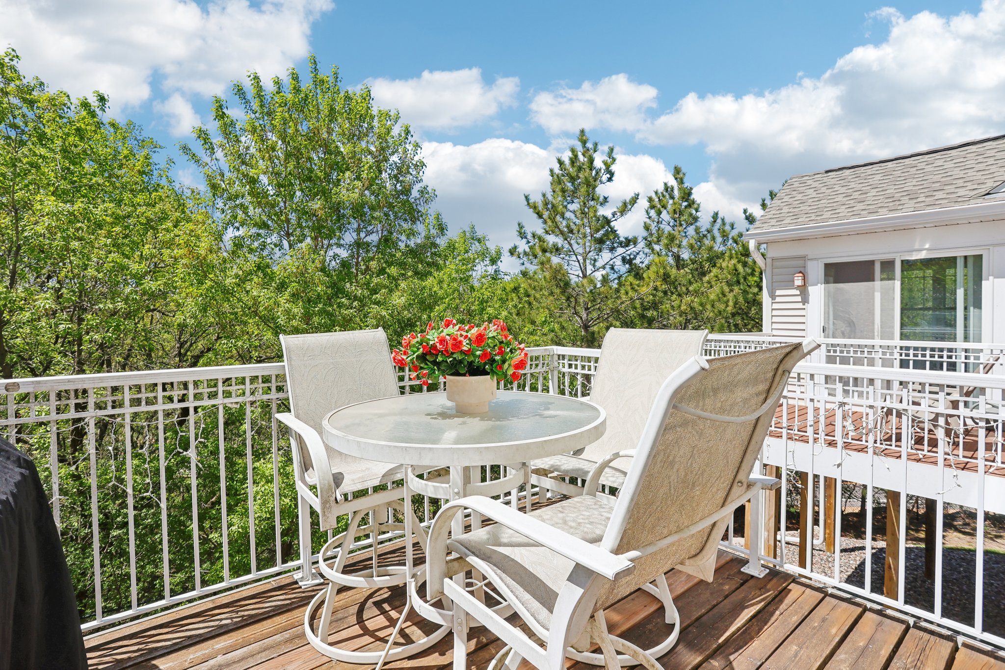 Lilac Dr-0905-035.jpg