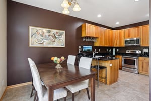 Lilac Dr-0905-012.jpg