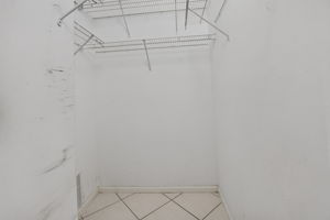 Photo 39