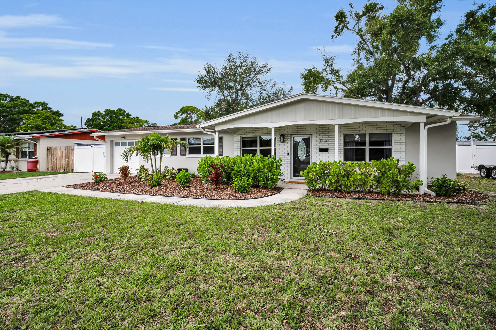 Front Exterior3