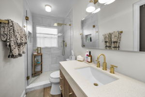 Primary Bathroom1a