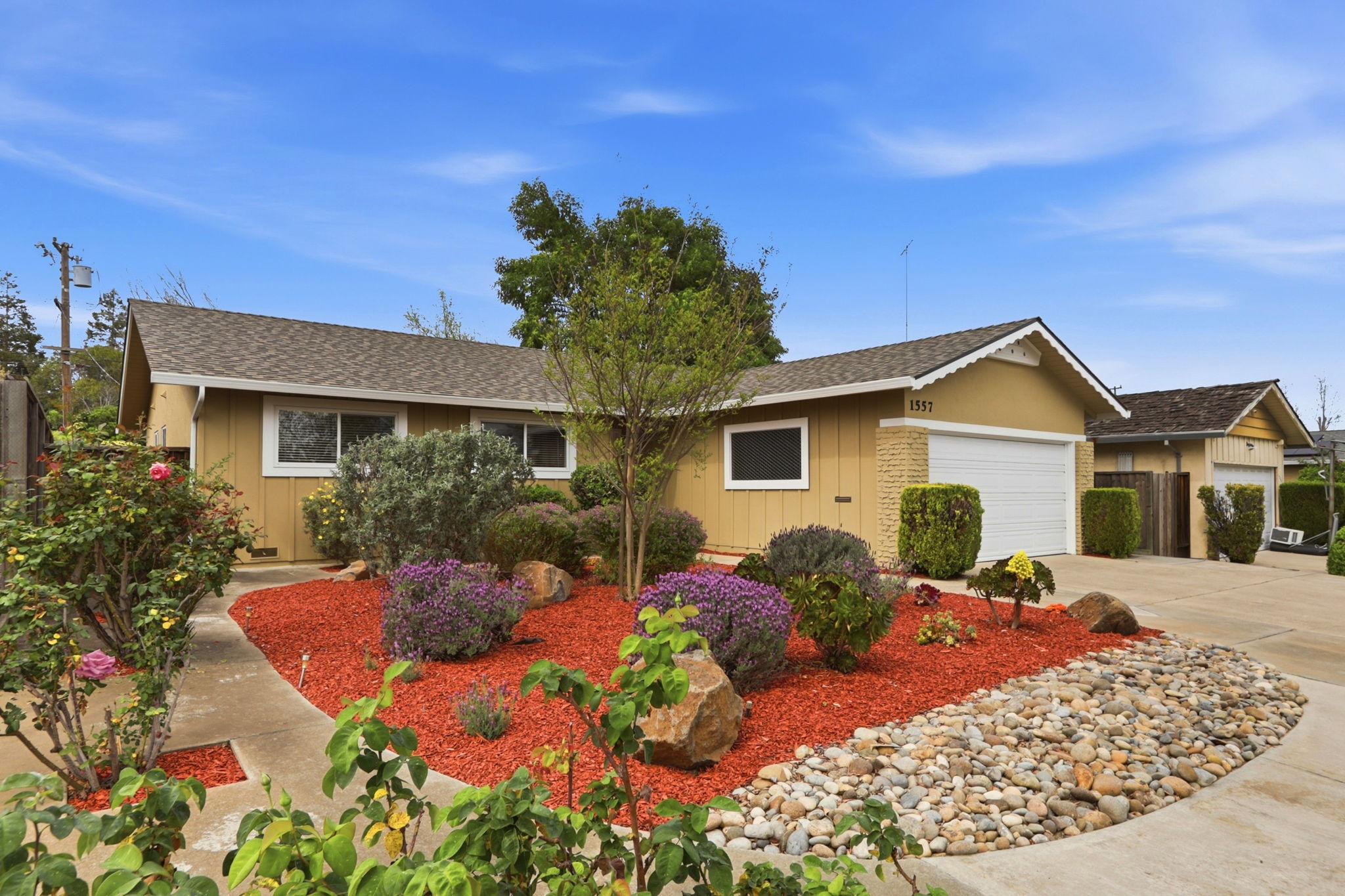 002_F8_1557 Murre Ln