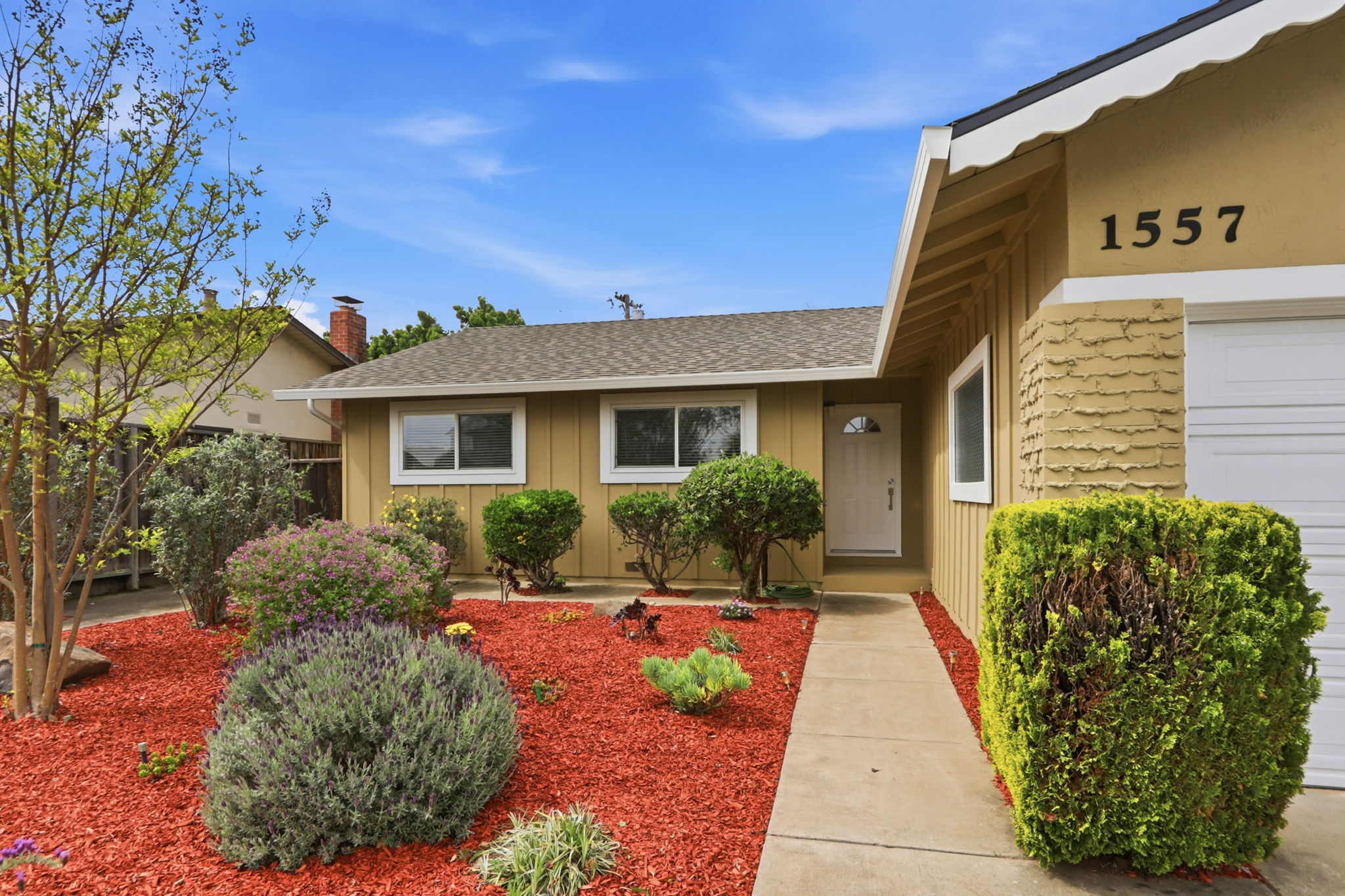 004_F8_1557 Murre Ln