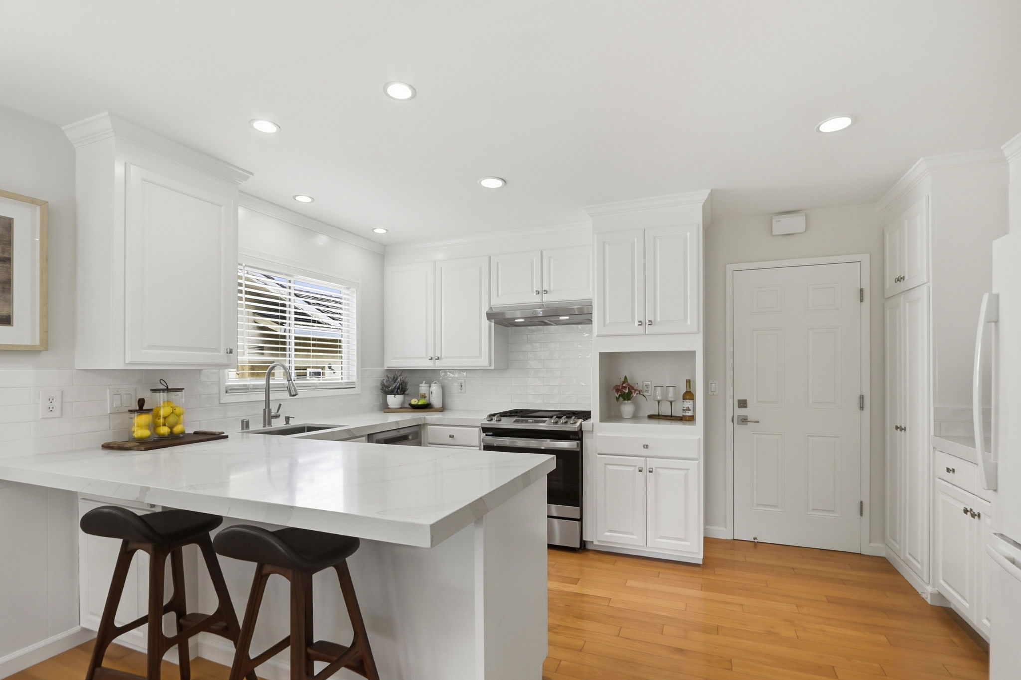 015_F8_1557 Murre Ln