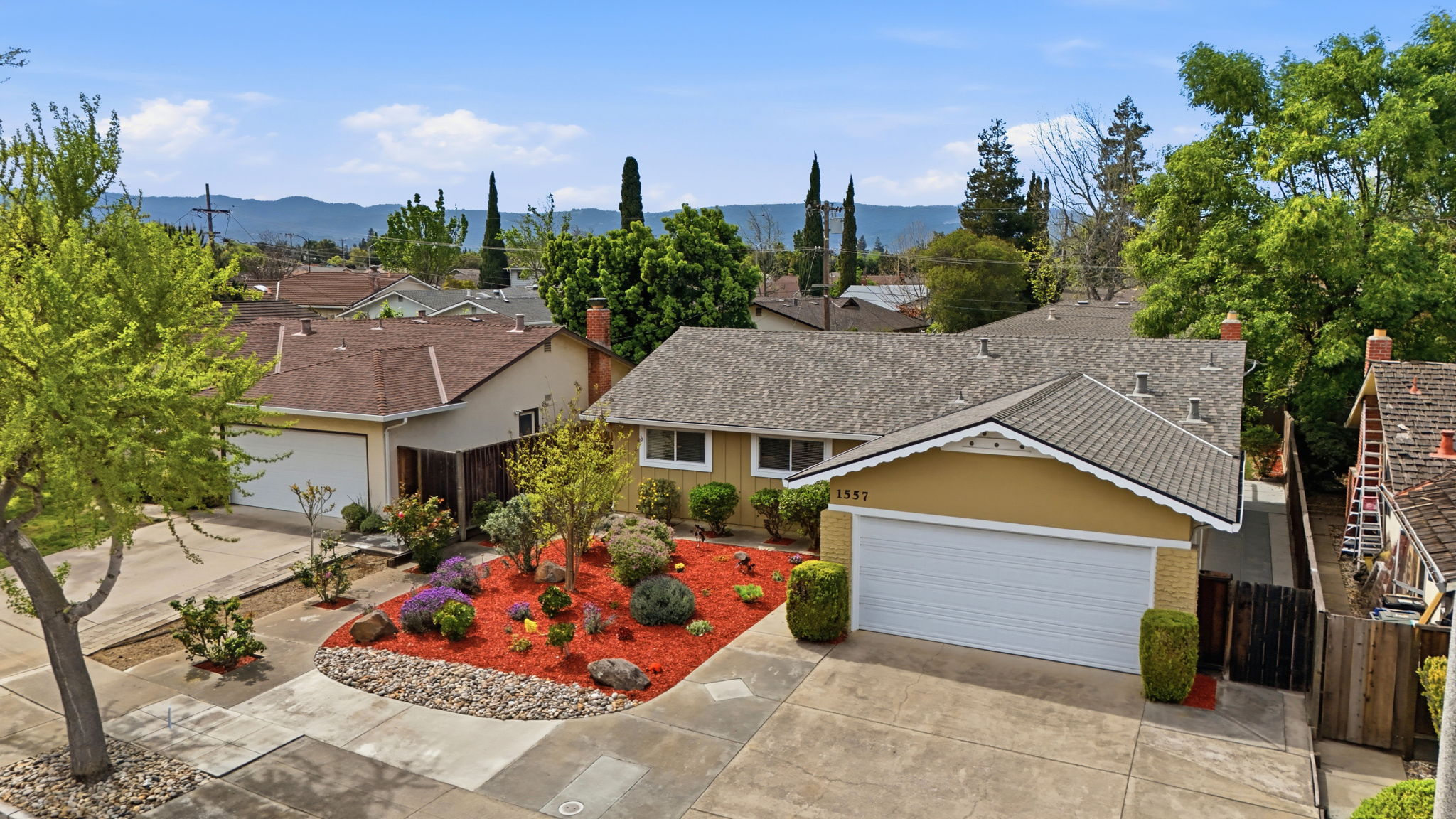 003_F8_AERIAL_1557 Murre Ln