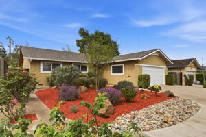 002_F8_1557 Murre Ln