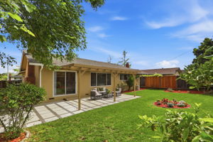 038_F8_1557 Murre Ln