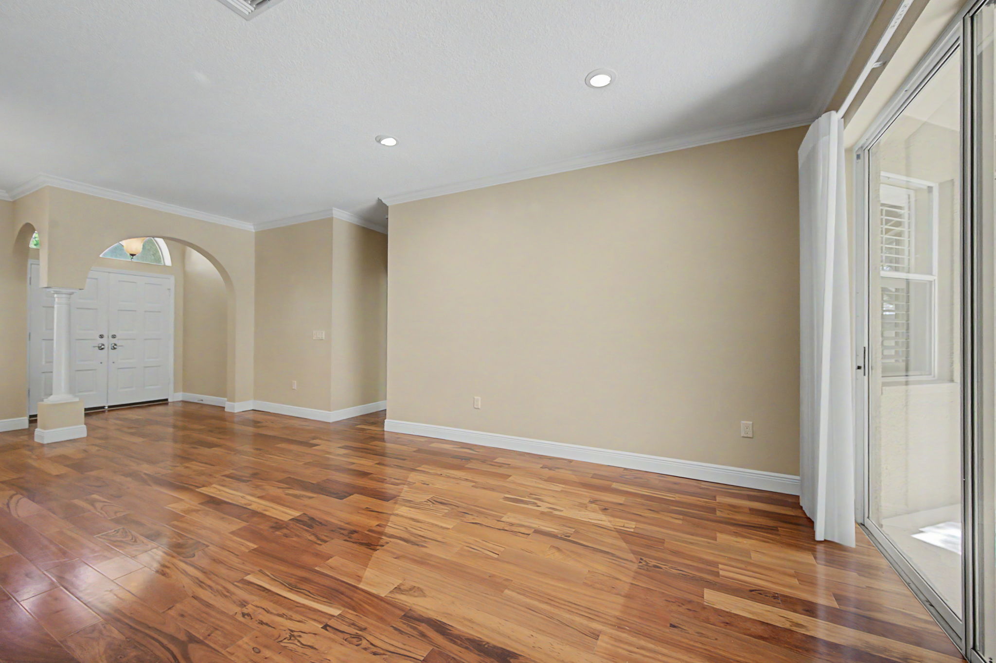 Living Room2