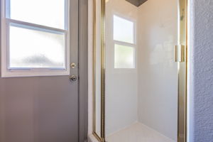  Photo 39