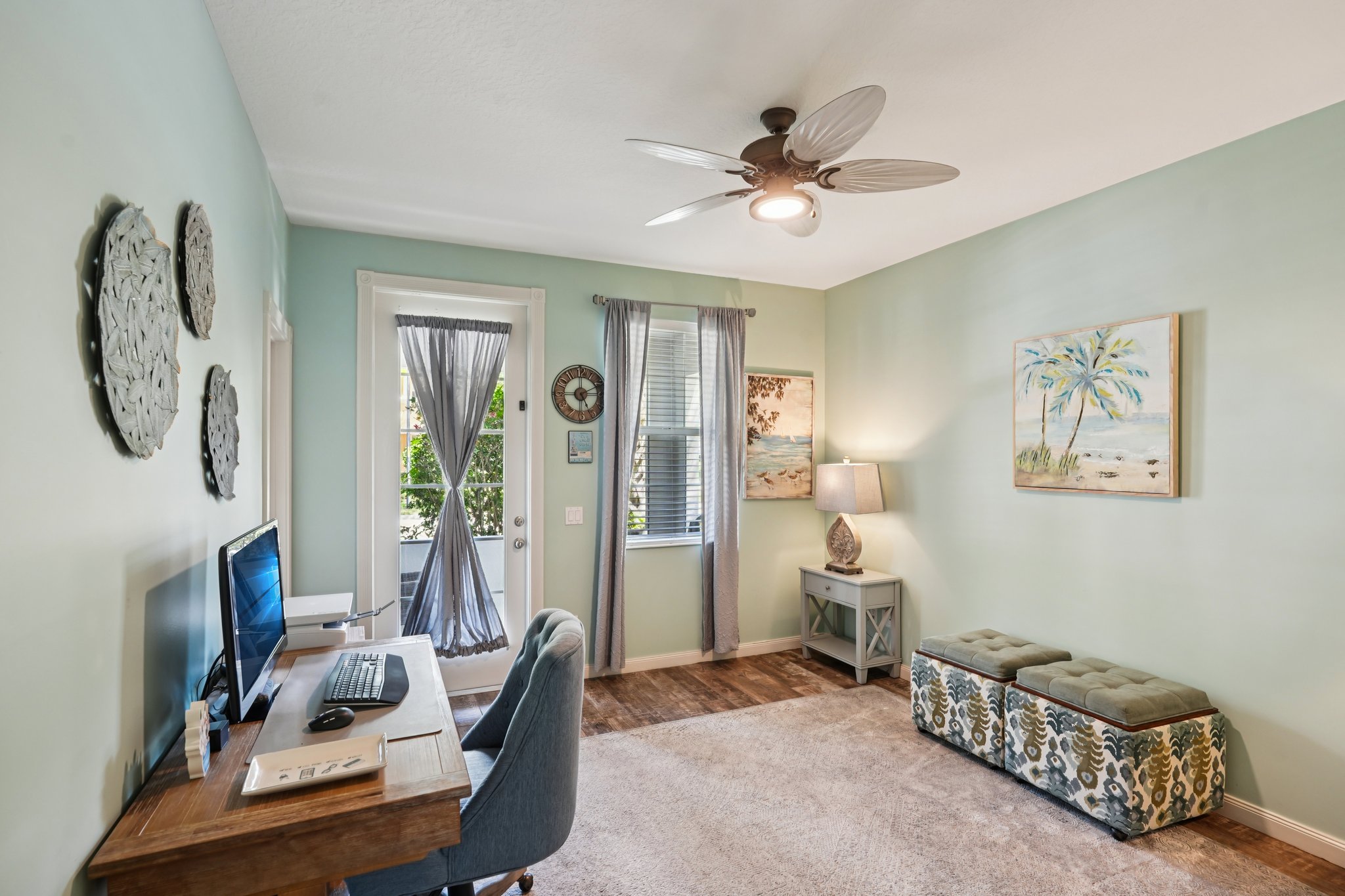 Latitude Dr-S1504-017.jpg