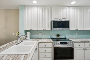 Latitude Dr-S1504-014.jpg