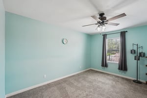 Latitude Dr-S1504-020.jpg