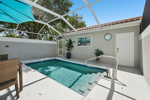 Latitude Dr-S1504-032.jpg