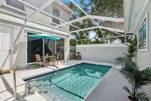 Latitude Dr-S1504-033.jpg