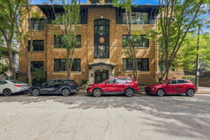  Photo 0