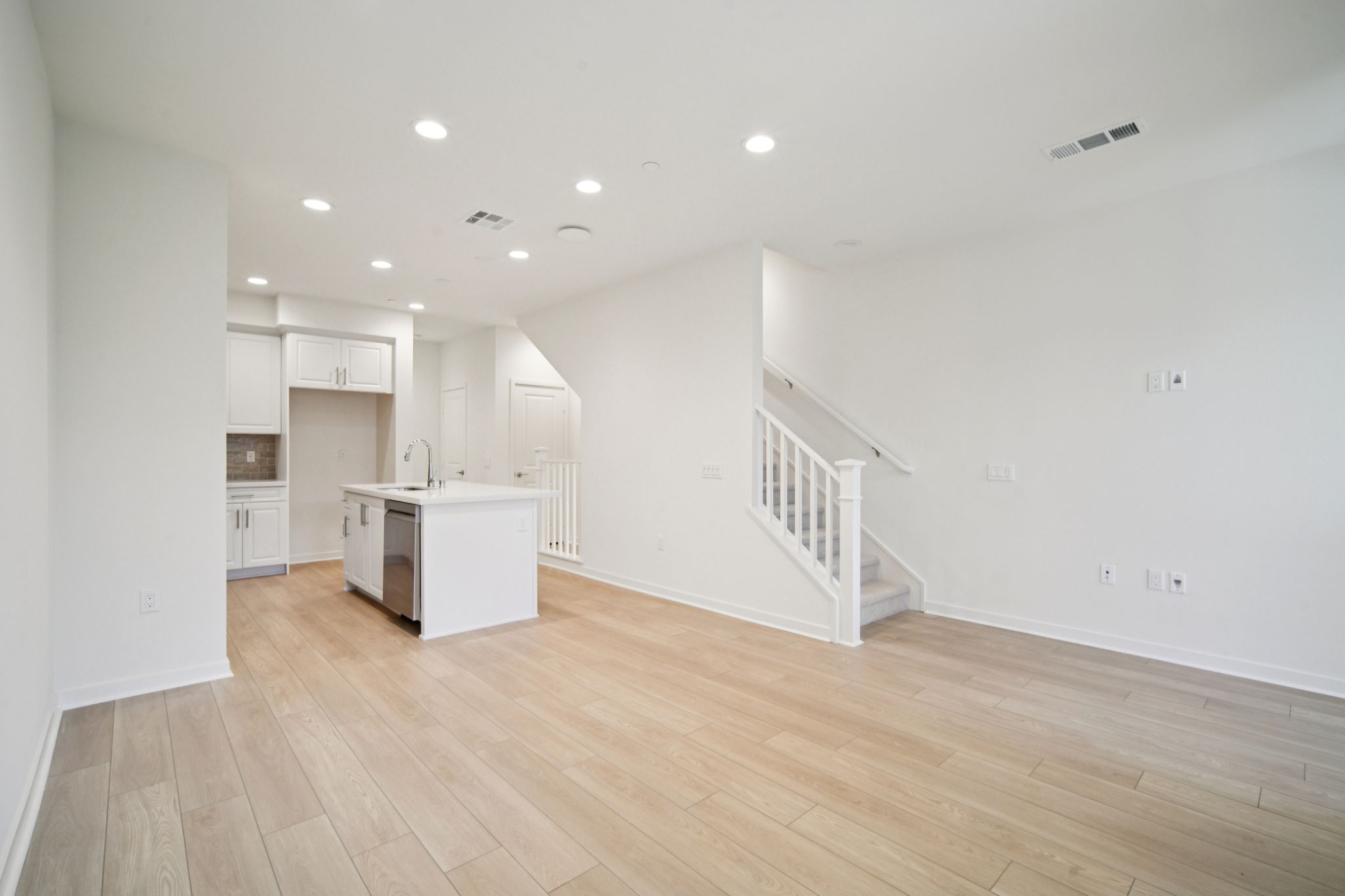 156 Balsawood-S0204-003