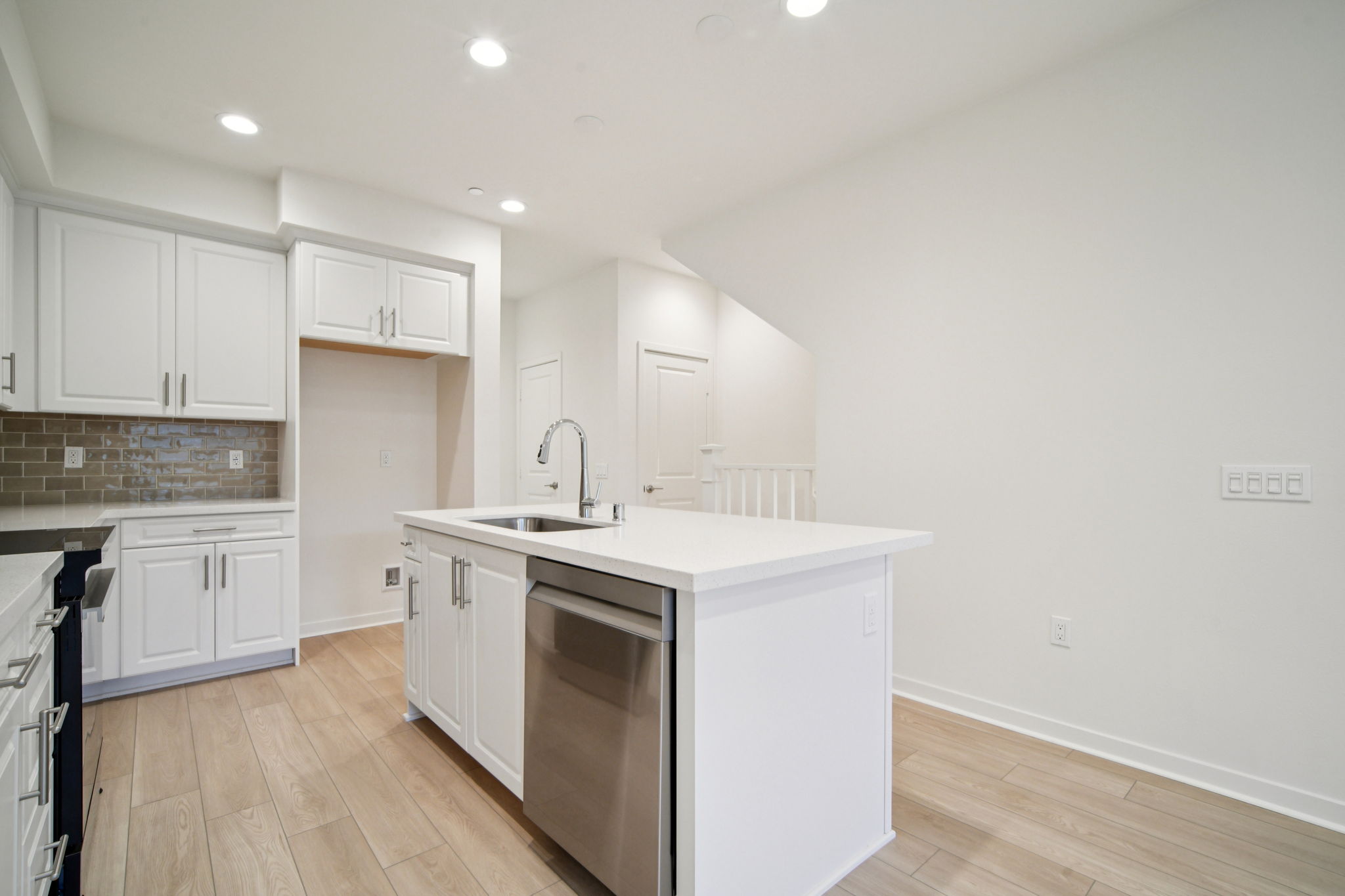 156 Balsawood-S0204-009
