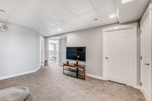 156 Breckenridge Dr - Interior-17