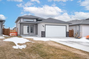 156 Breckenridge Dr - Exterior-2