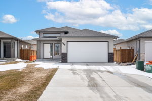 156 Breckenridge Dr - Exterior-1