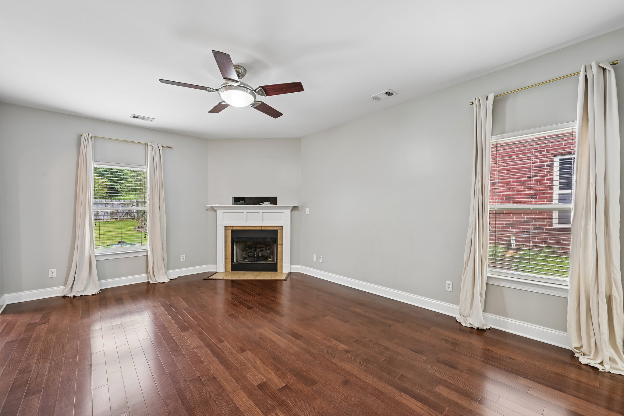 Glen Cross Cir-S2306-006.jpg