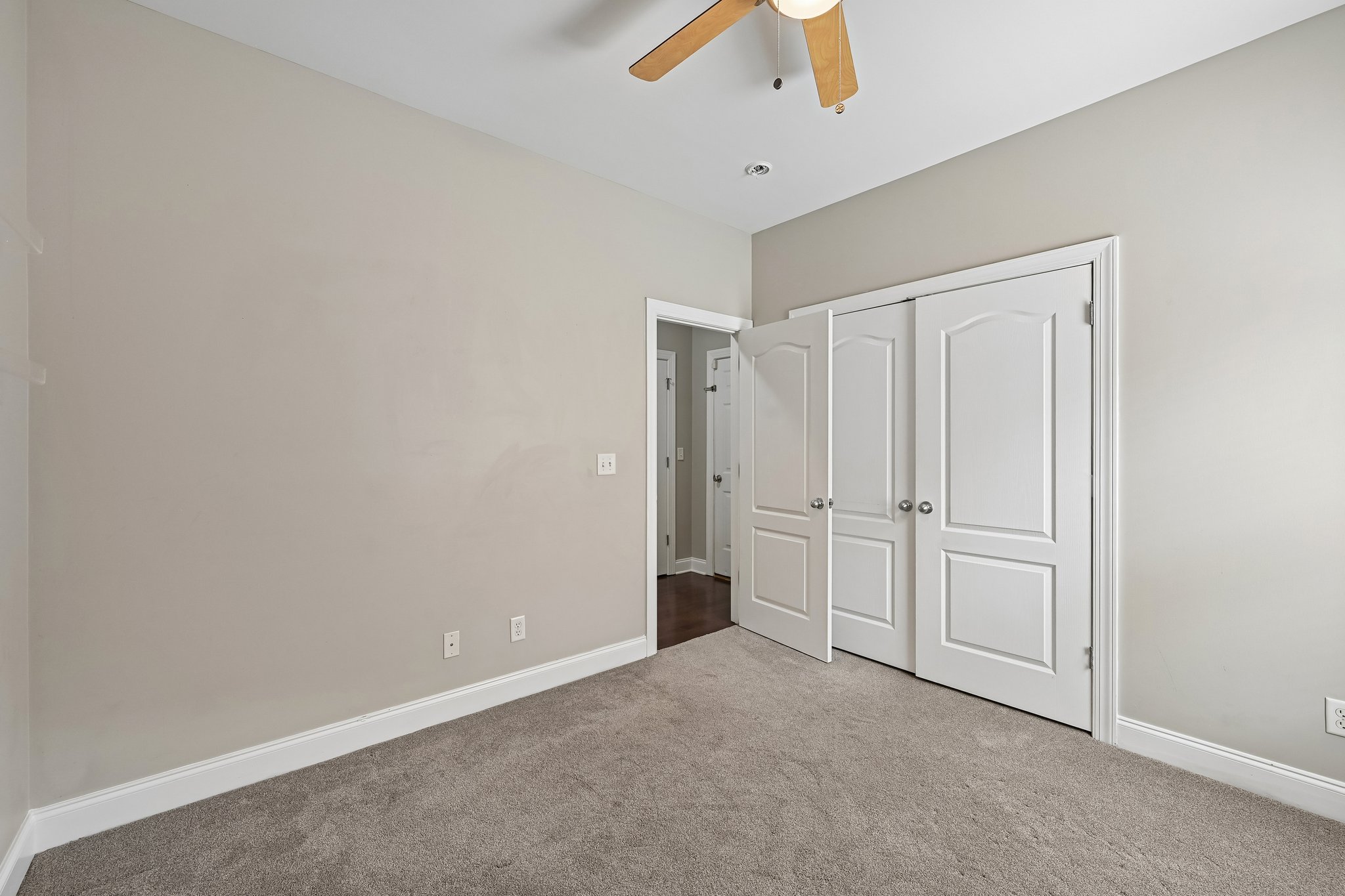 Glen Cross Cir-S2306-023.jpg