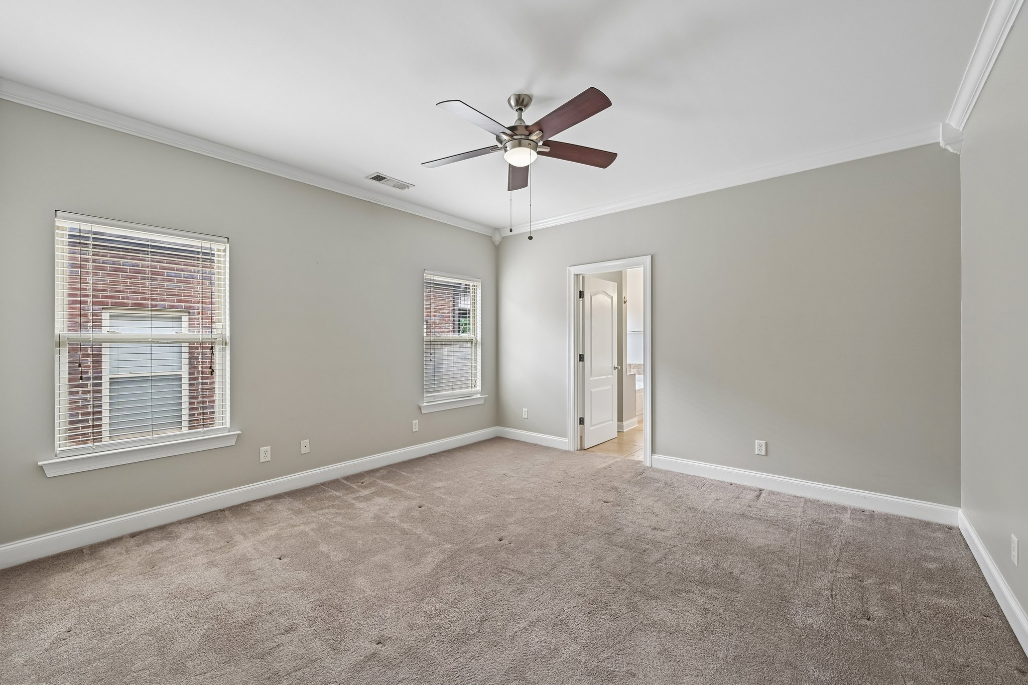 Glen Cross Cir-S2306-024.jpg