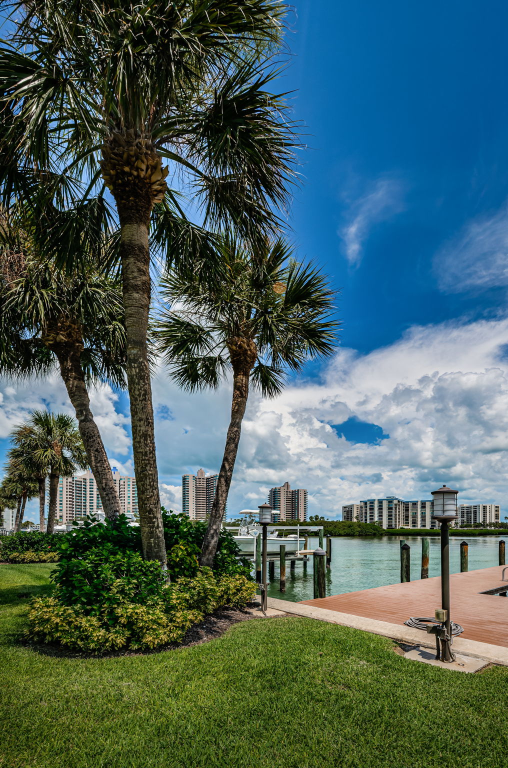 Dock2