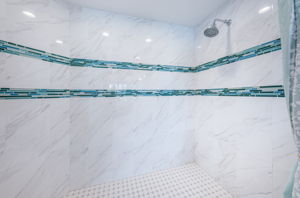 Upper Level Master Bathroom1d