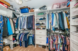 Upper Level Master Bedroom Walk-in Closet