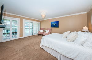 Upper Level Master Bedroom1a