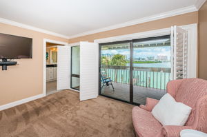 Upper Level Master Bedroom1d