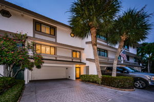 Front Exterior11-2