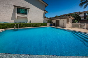 10-Pool