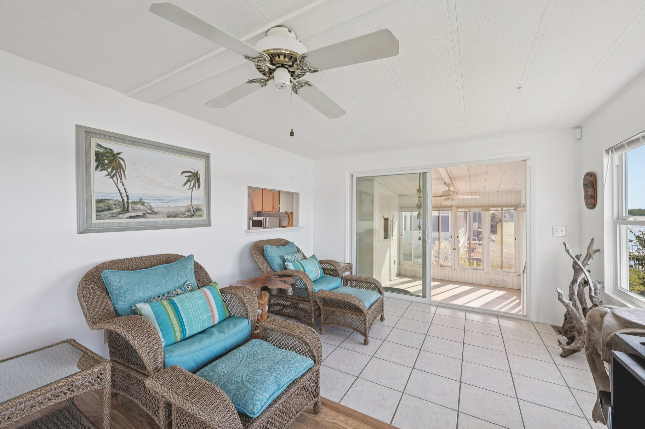 Martinique Rd-S0601-007.jpg