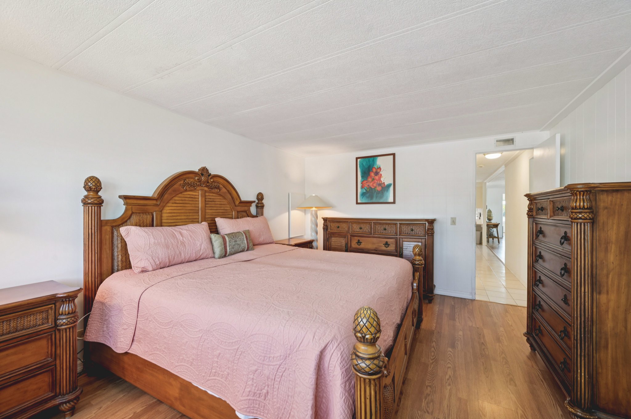 Martinique Rd-S0601-019.jpg