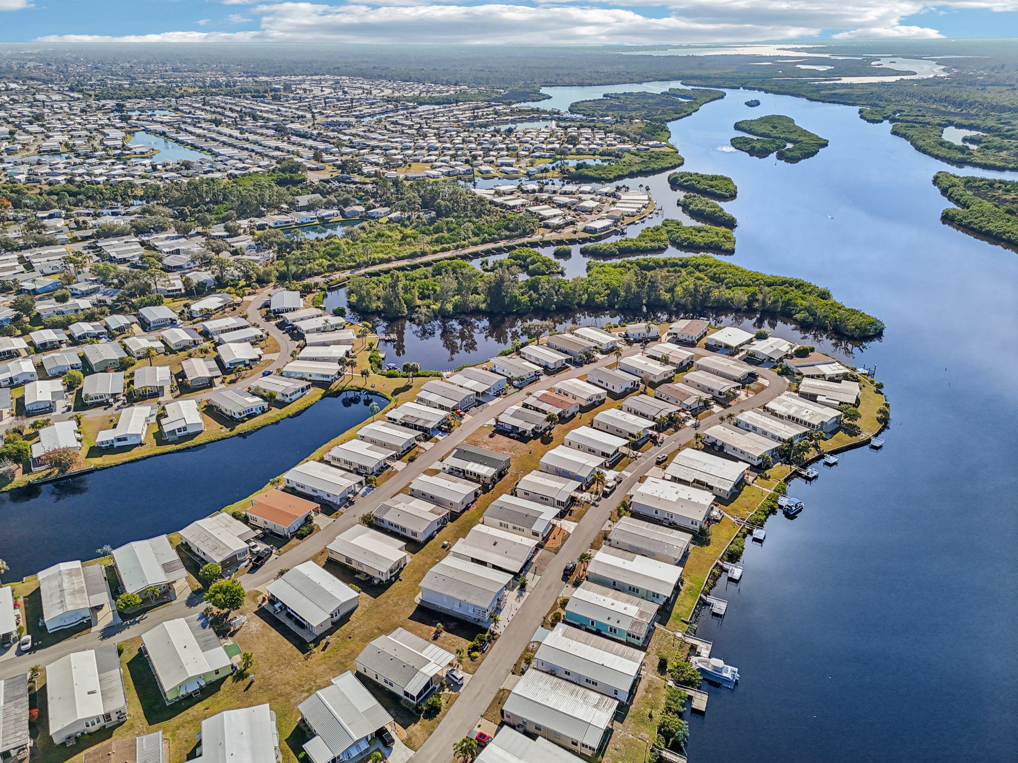 Martinique Rd-S0701-1-010.jpg