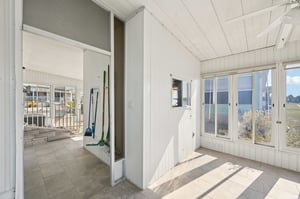 Martinique Rd-S0601-029.jpg