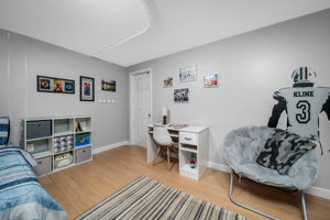  Photo 44