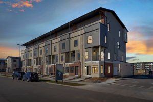  Photo 0
