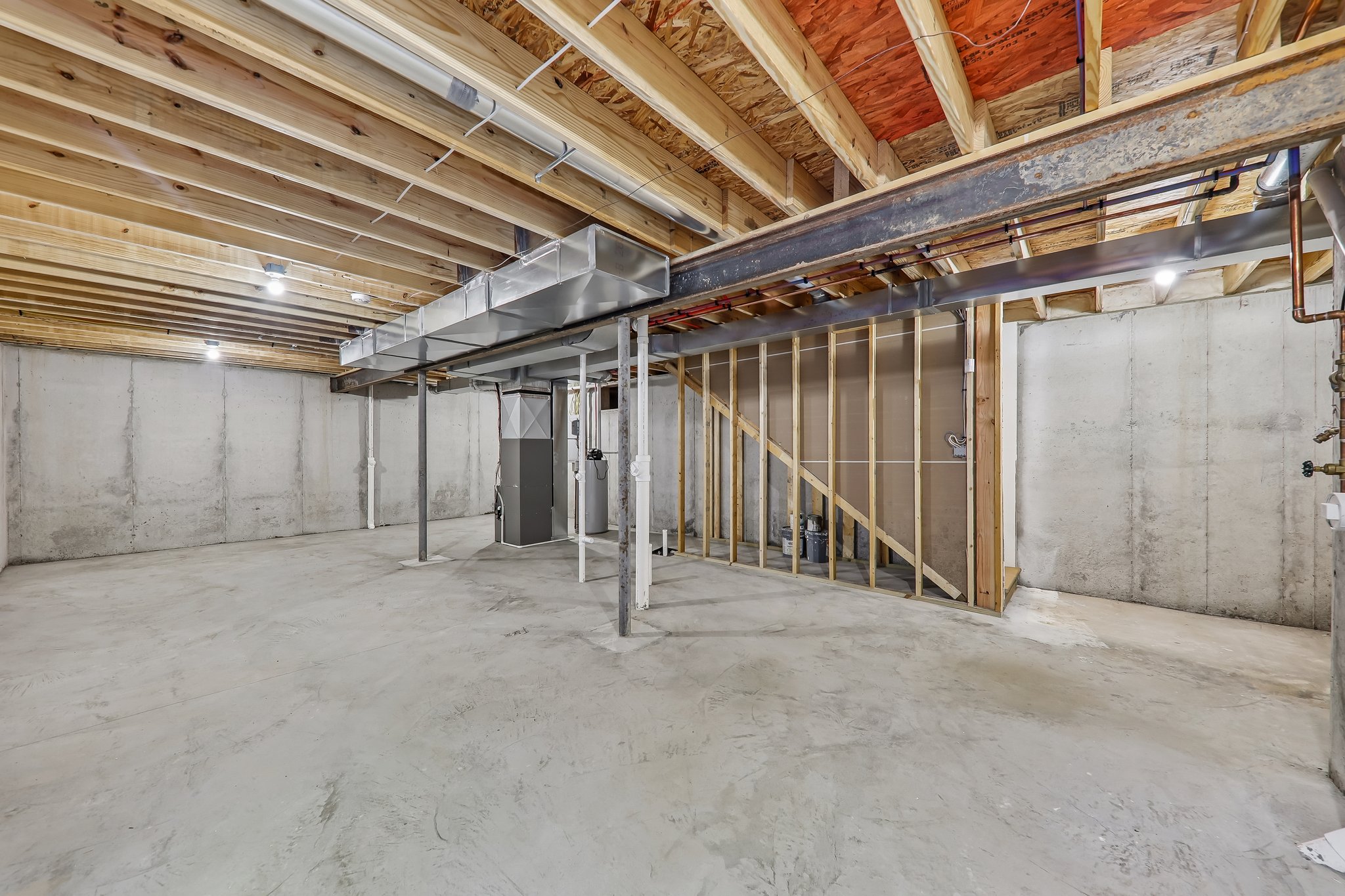 156 Reading Ave-S0206-024.jpg