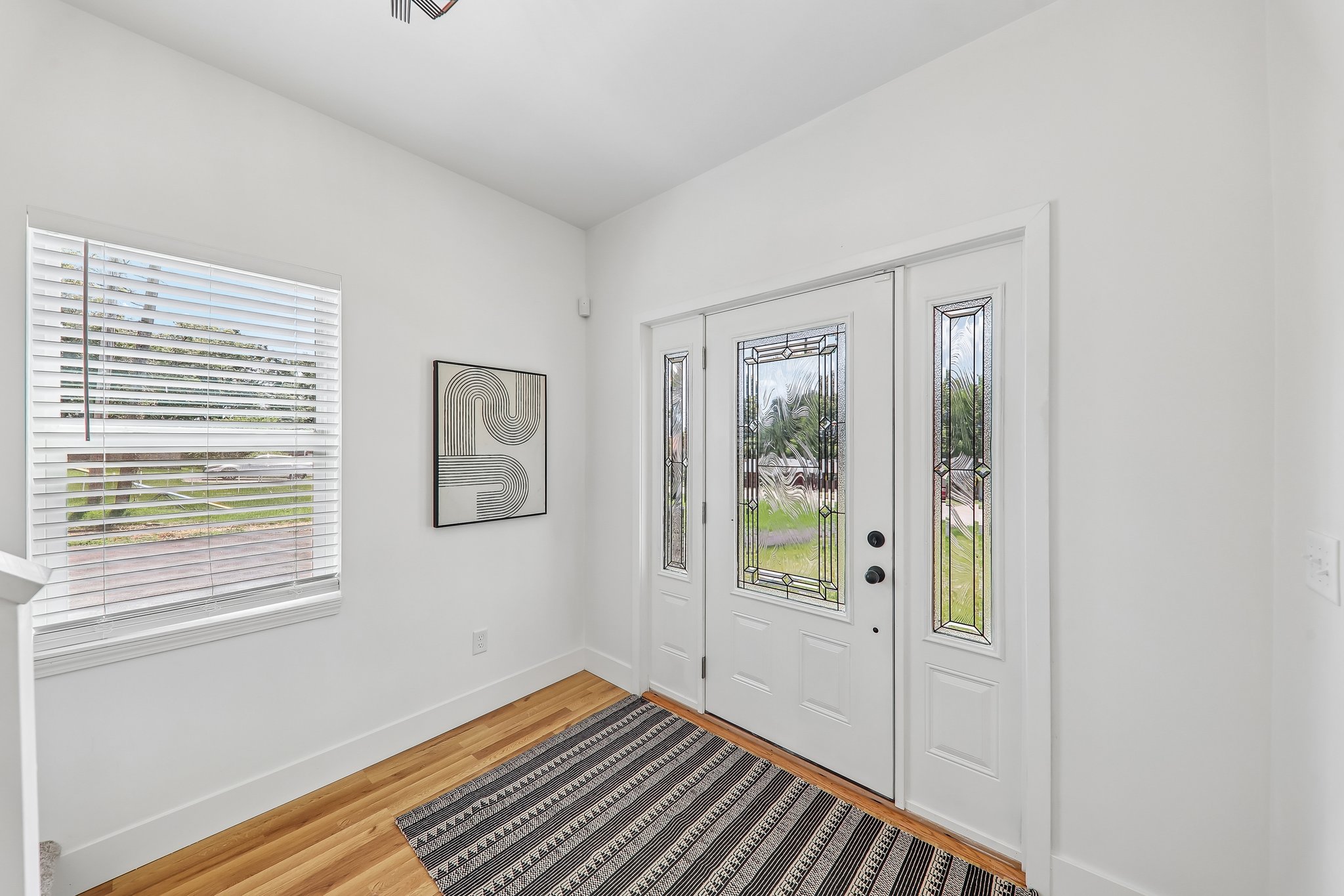 156 Reading Ave-S0206-035.jpg