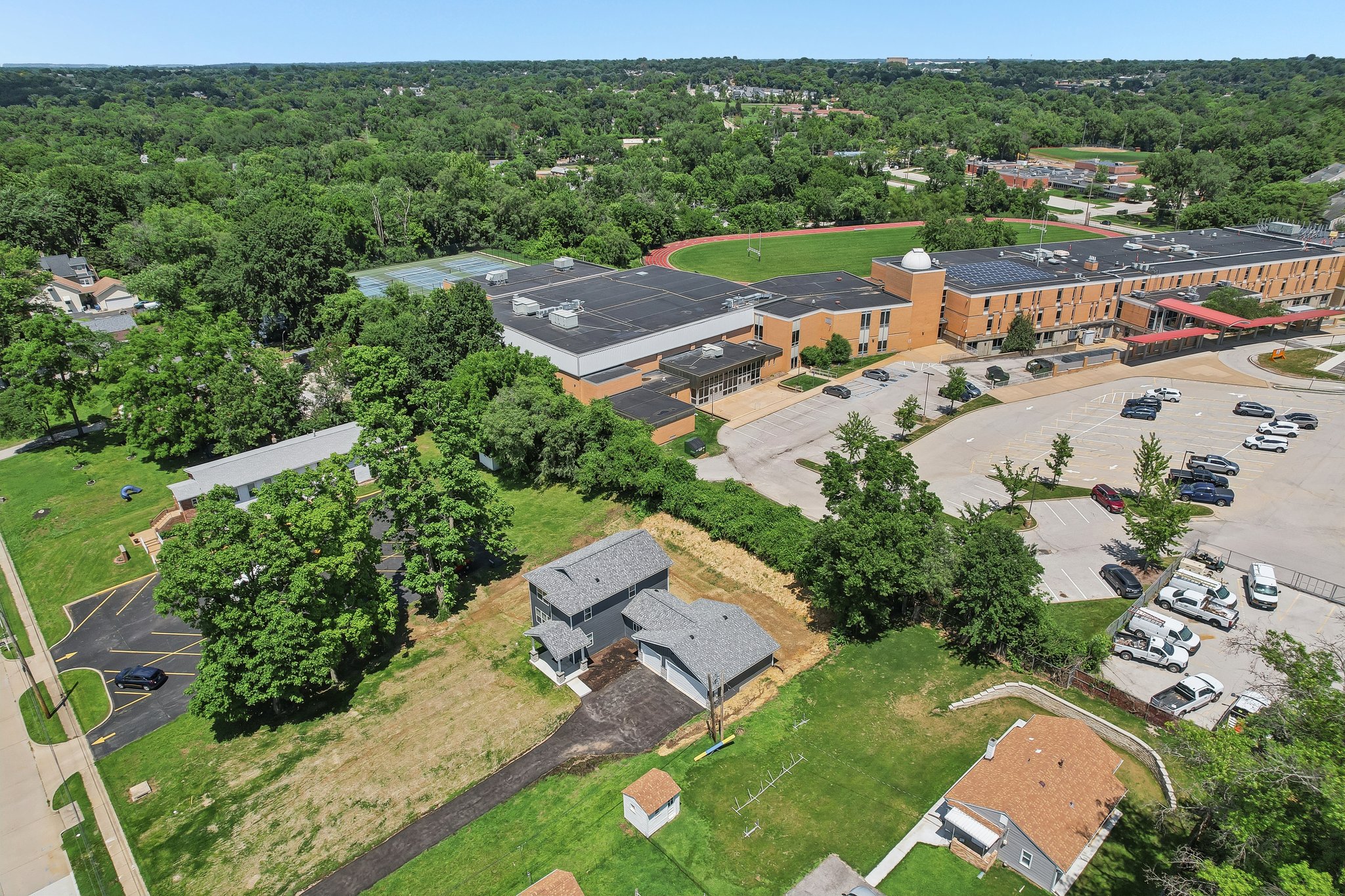 156 Reading Ave-S0206-049.jpg