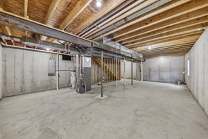 156 Reading Ave-S0206-025.jpg