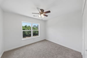 156 Reading Ave-S0206-027.jpg