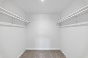 156 Reading Ave-S0206-029.jpg