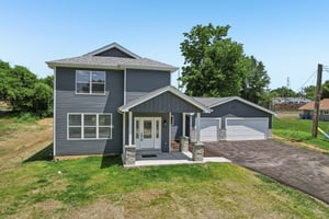 156 Reading Ave-S0206-045.jpg